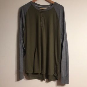 Gap long sleeve XXL